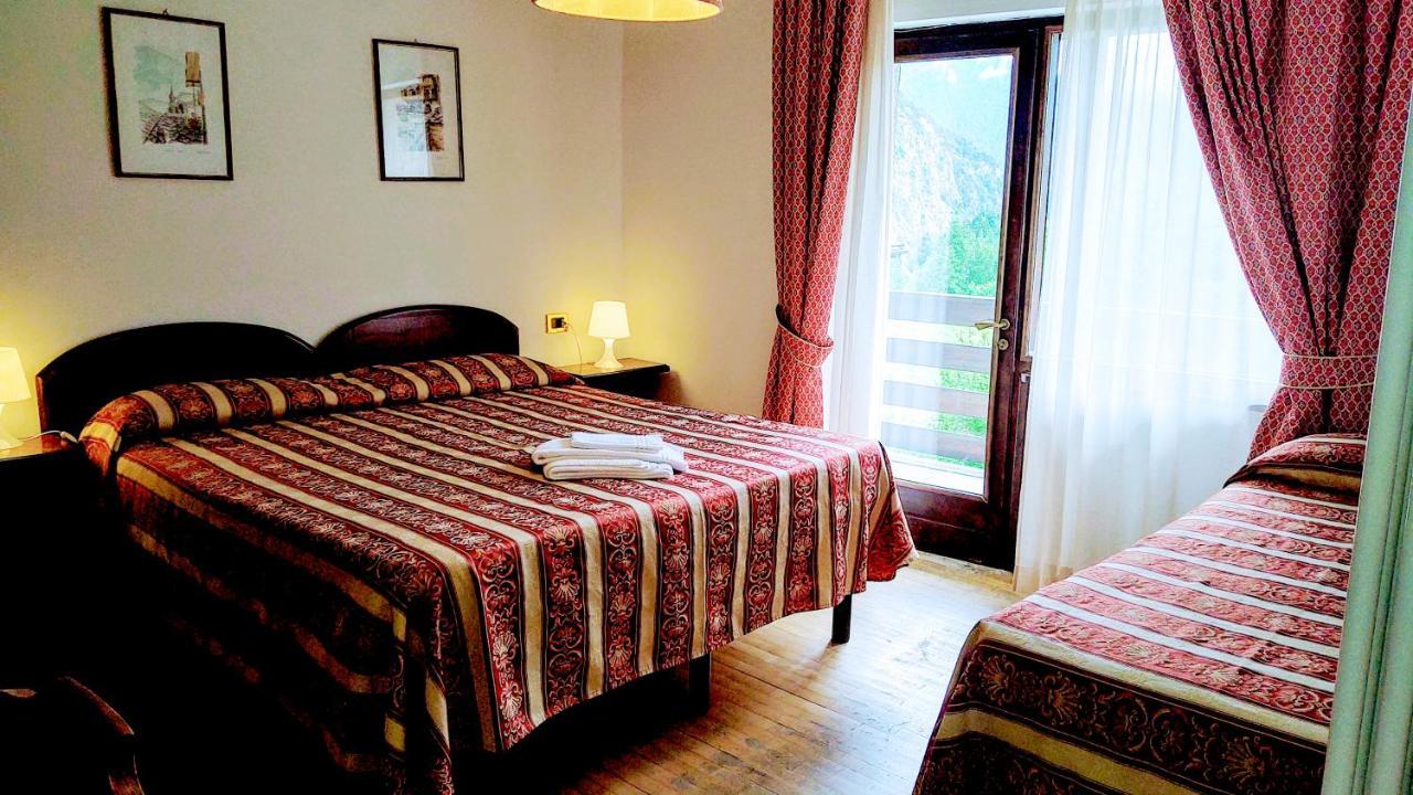 Hg Hotel Italia Brusson Eksteriør billede