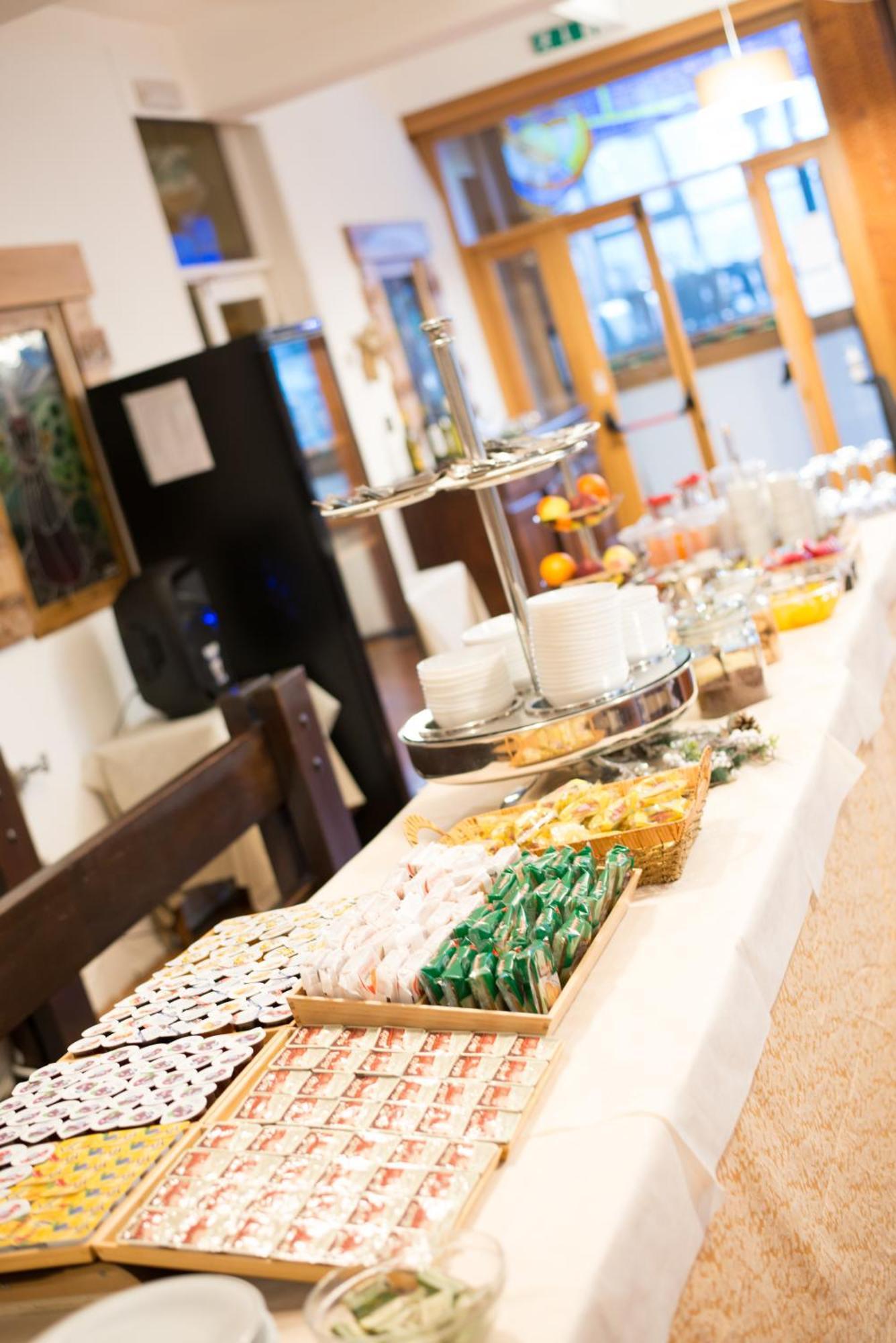 Hg Hotel Italia Brusson Eksteriør billede
